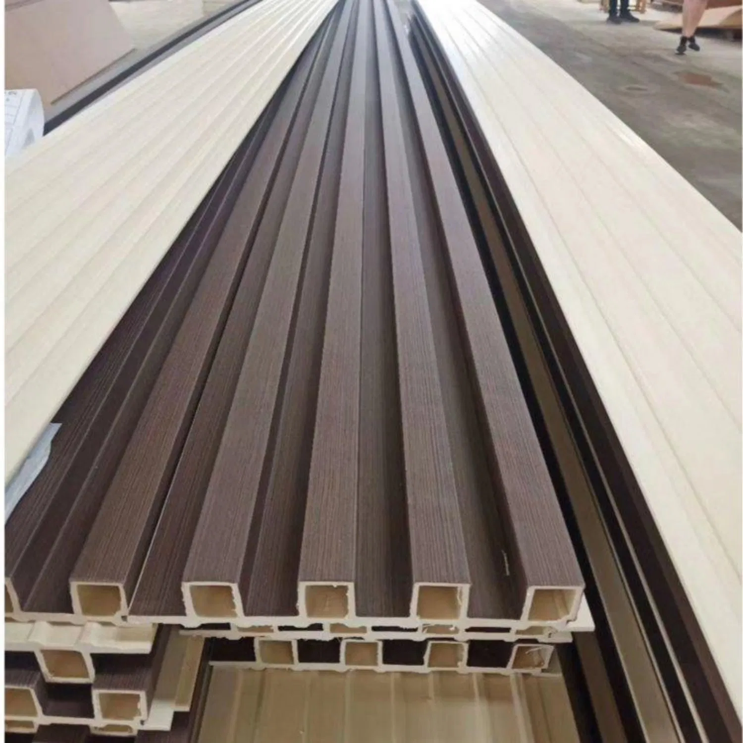 WPC Faux Wood Indoor Suspender Ceiling Panel Designs 100*25mm Modern Kitchen Roof Panel China Supplier