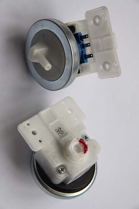 11210006 Midea Top Load Washing Machine Electrical Parts - Water Level Sensor - Air Pressure Sensor