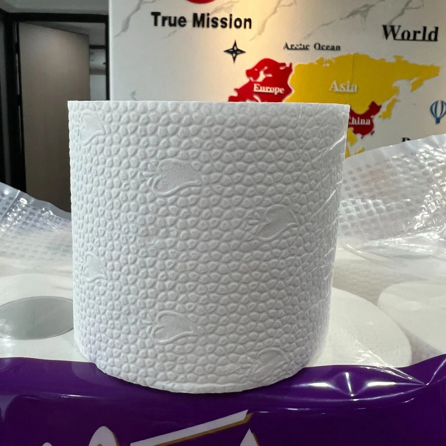 Wholesale Cheap Price Soft 3ply Facial Toilet Tissue Paper for Bathroom Use