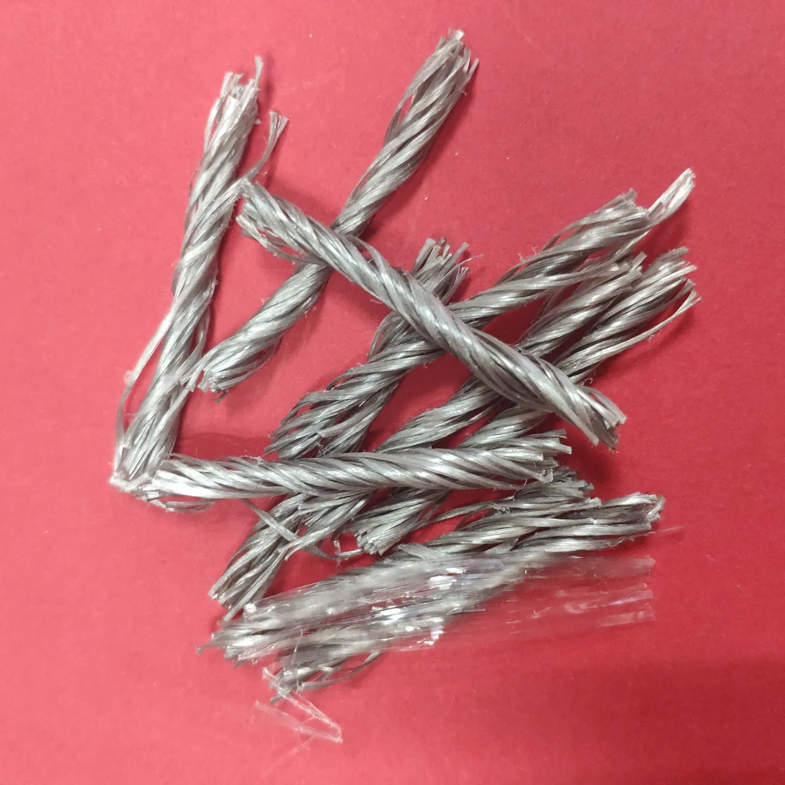 Better Cohesion in The Fresh Concrete Fiber Reinforcement