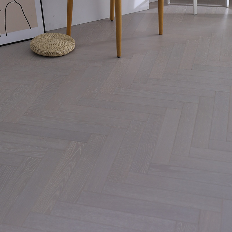 New Three-Layer Herringbone Nordic Environmentally Friendly Home Decoration Solid Wood Composite Floor