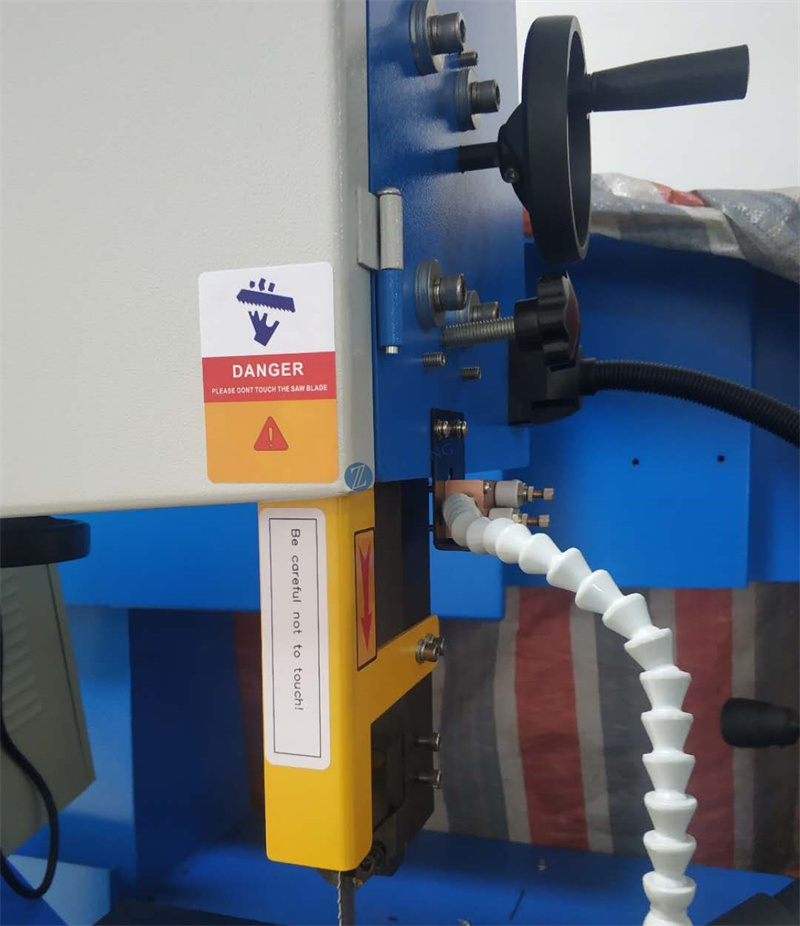 Станок ленточнопильный вертикальный по камню и металлу VS-400