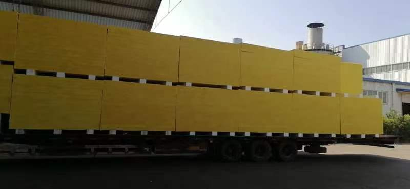 Good Performance Fiberglass Glass Wool Board Fireproof Waterproof Sound Absorption