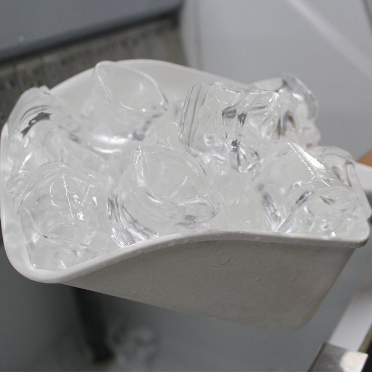 Baopin Factory Price Gourmet Round Ice Cube Maker Gourmet Ice Machine 300kg