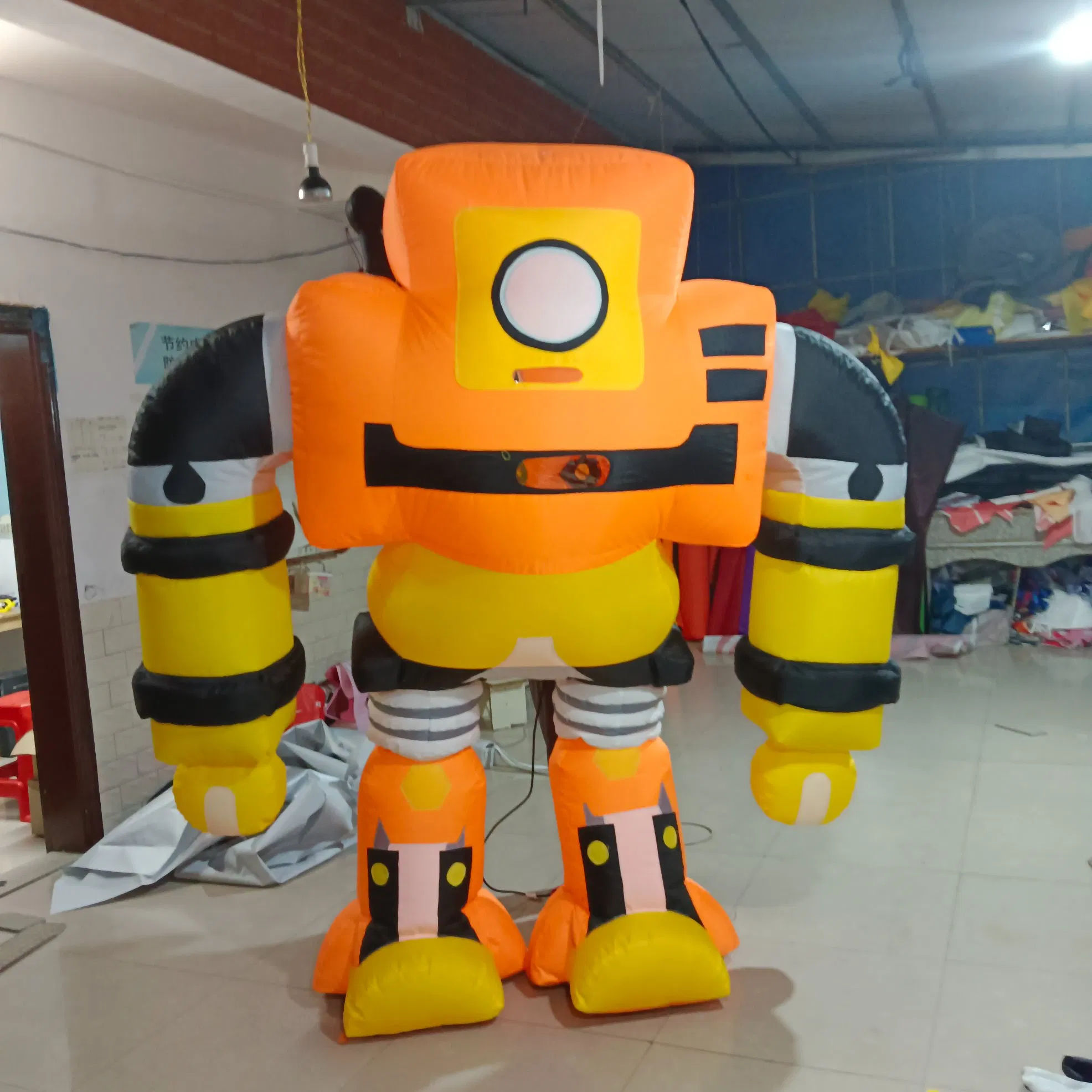 Custom Giant Robot Inflatable Mascot Costume, Advertising Inflatable Character Model