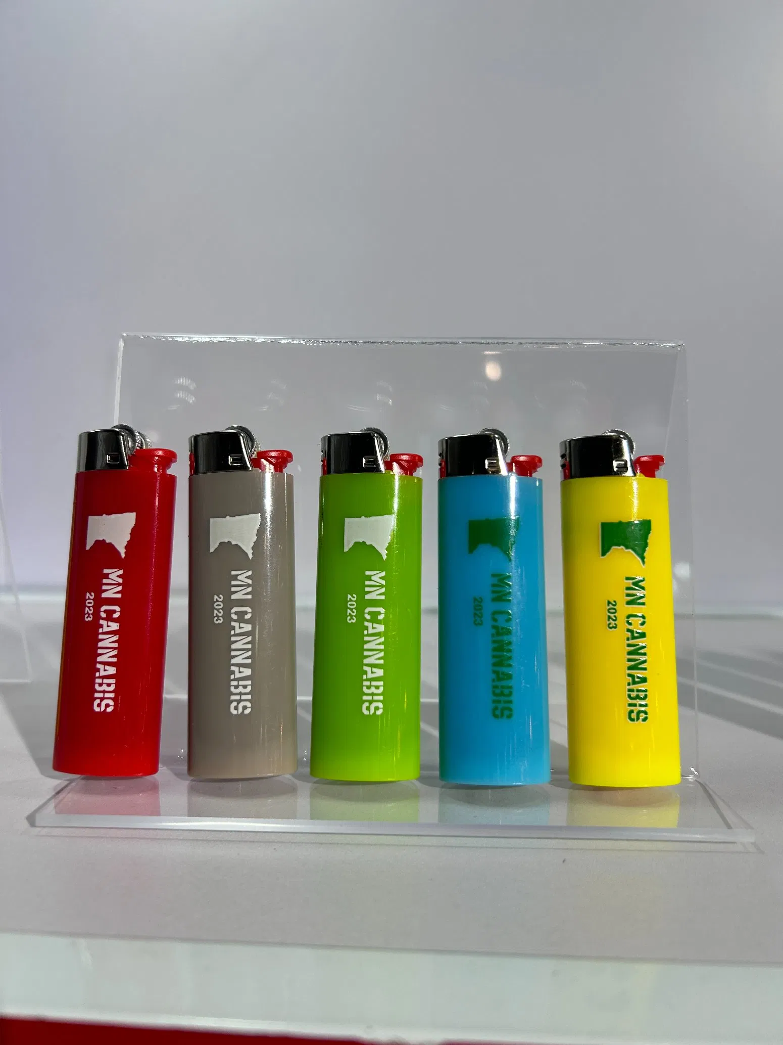 Bulk Order Refillable Flame Plastic Lighter for Smoking