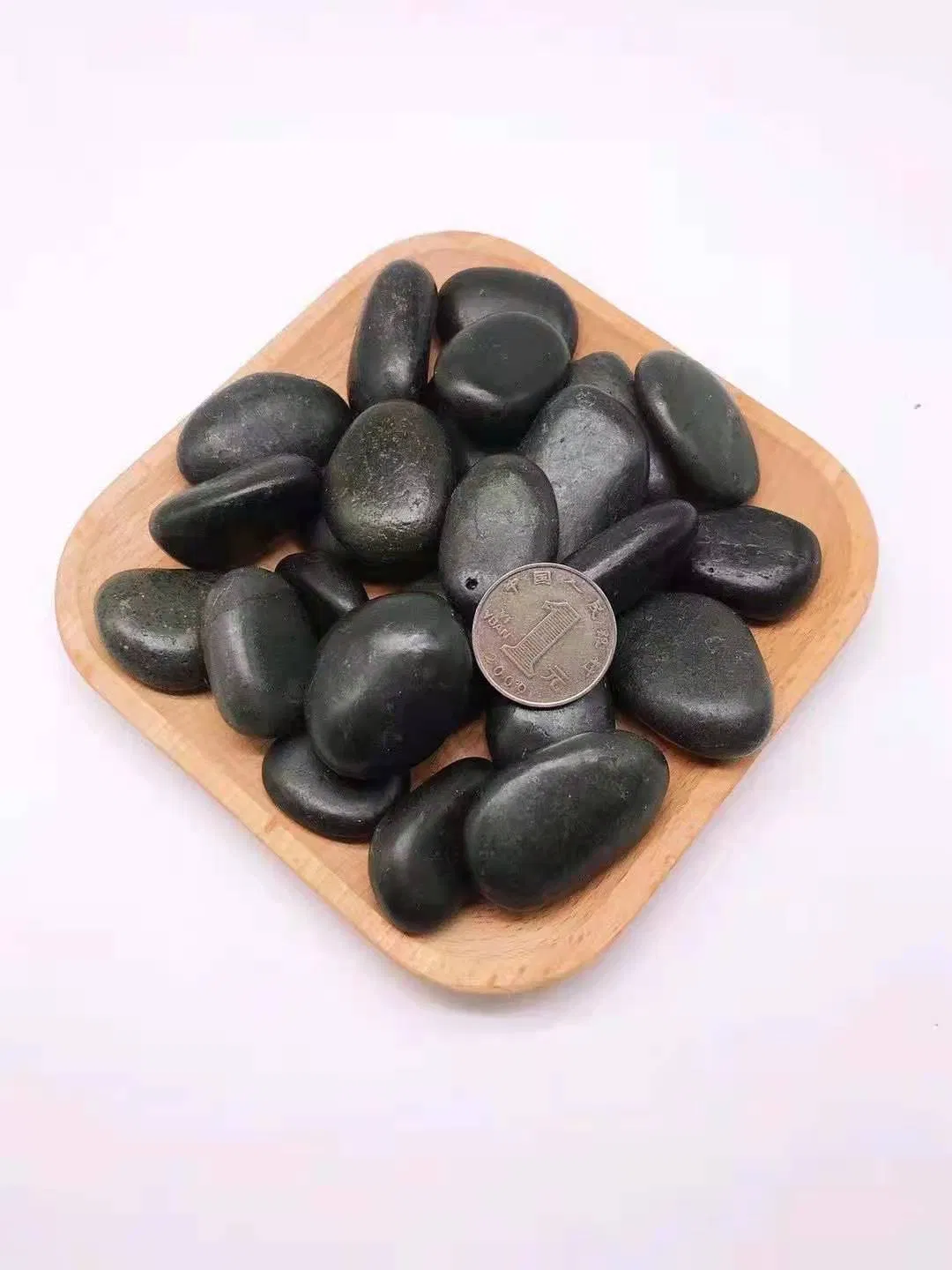 Competitive Price with High Quality Black Pebble for Paving Roads