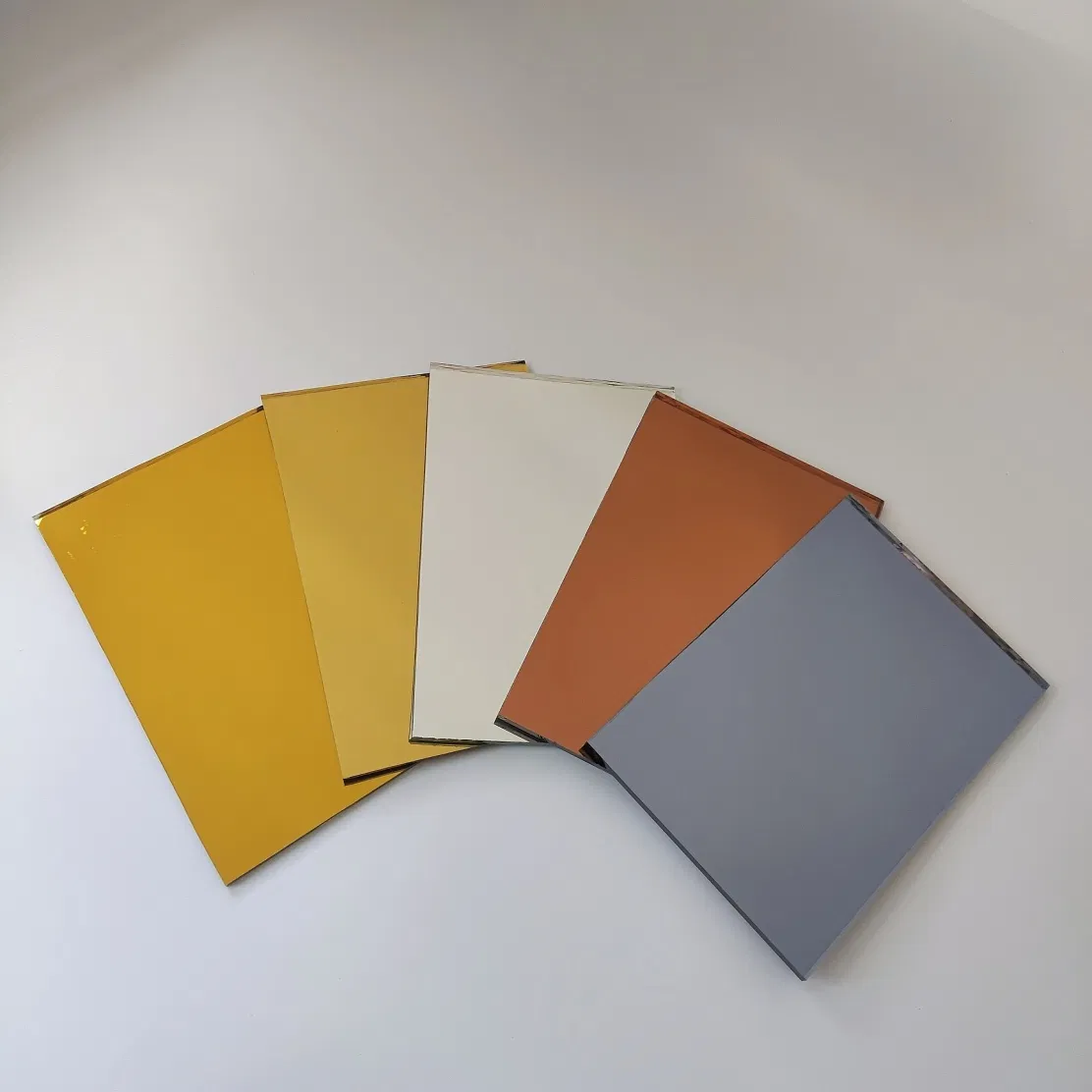 Factory Price Colorful Aluminum and Silver Mirror for Home and Decoration
