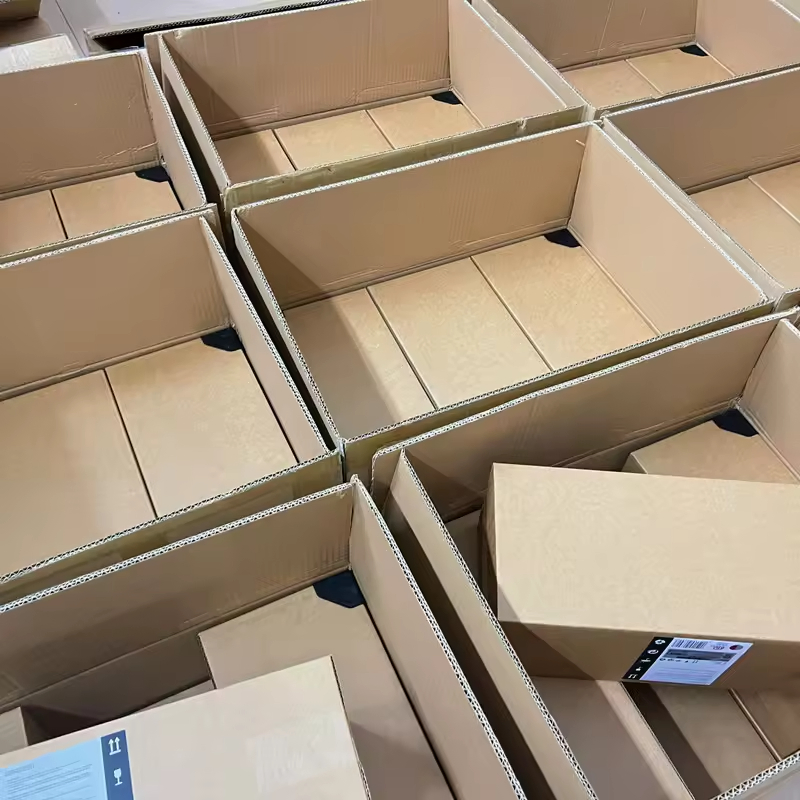 Professional Ionic Salon Hair Dryer 1600W Electric Constant Temperature System Concentrator Nozzle 3 Speed Settings for