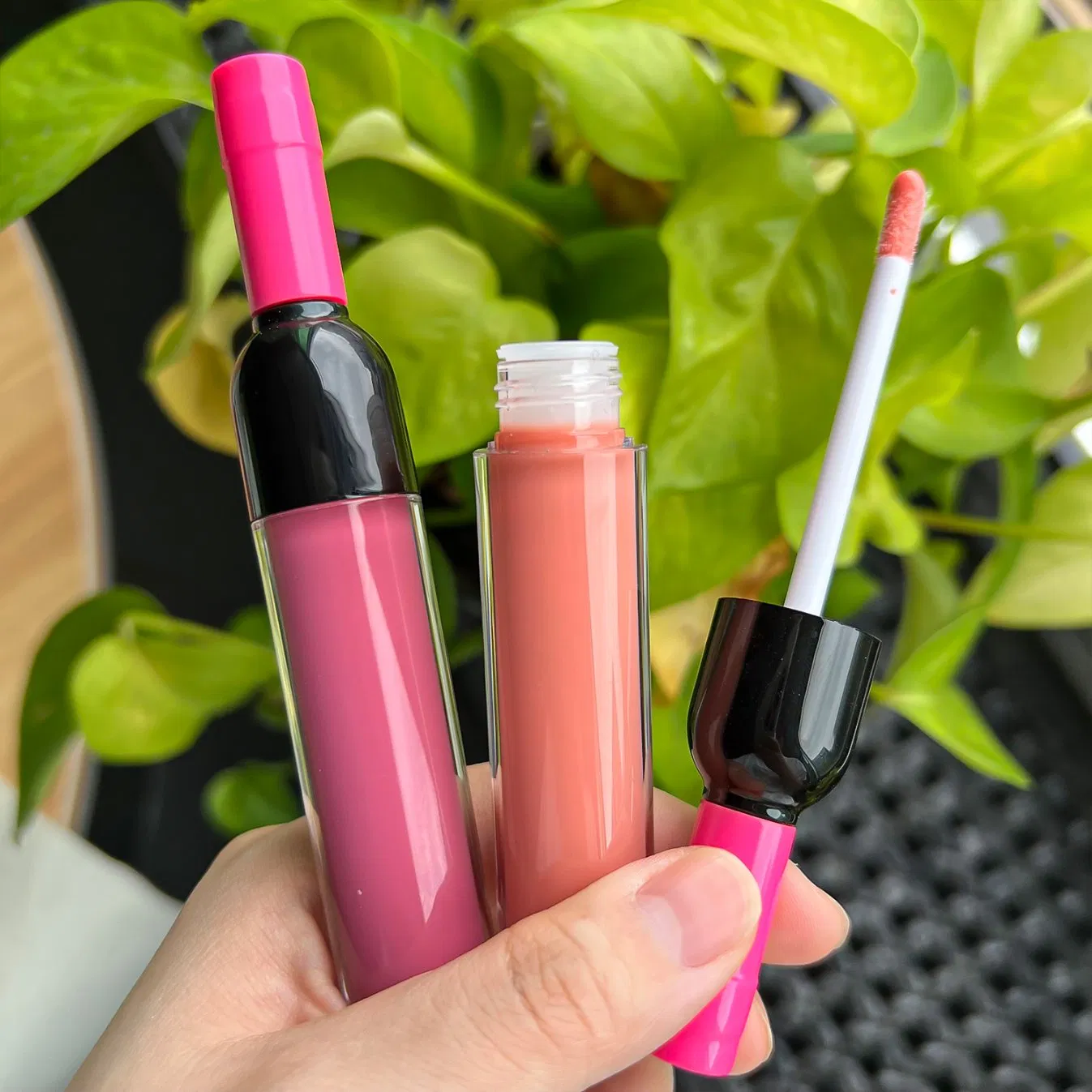 Luxurious Velvet Matte Lip Gloss with Custom Packaging