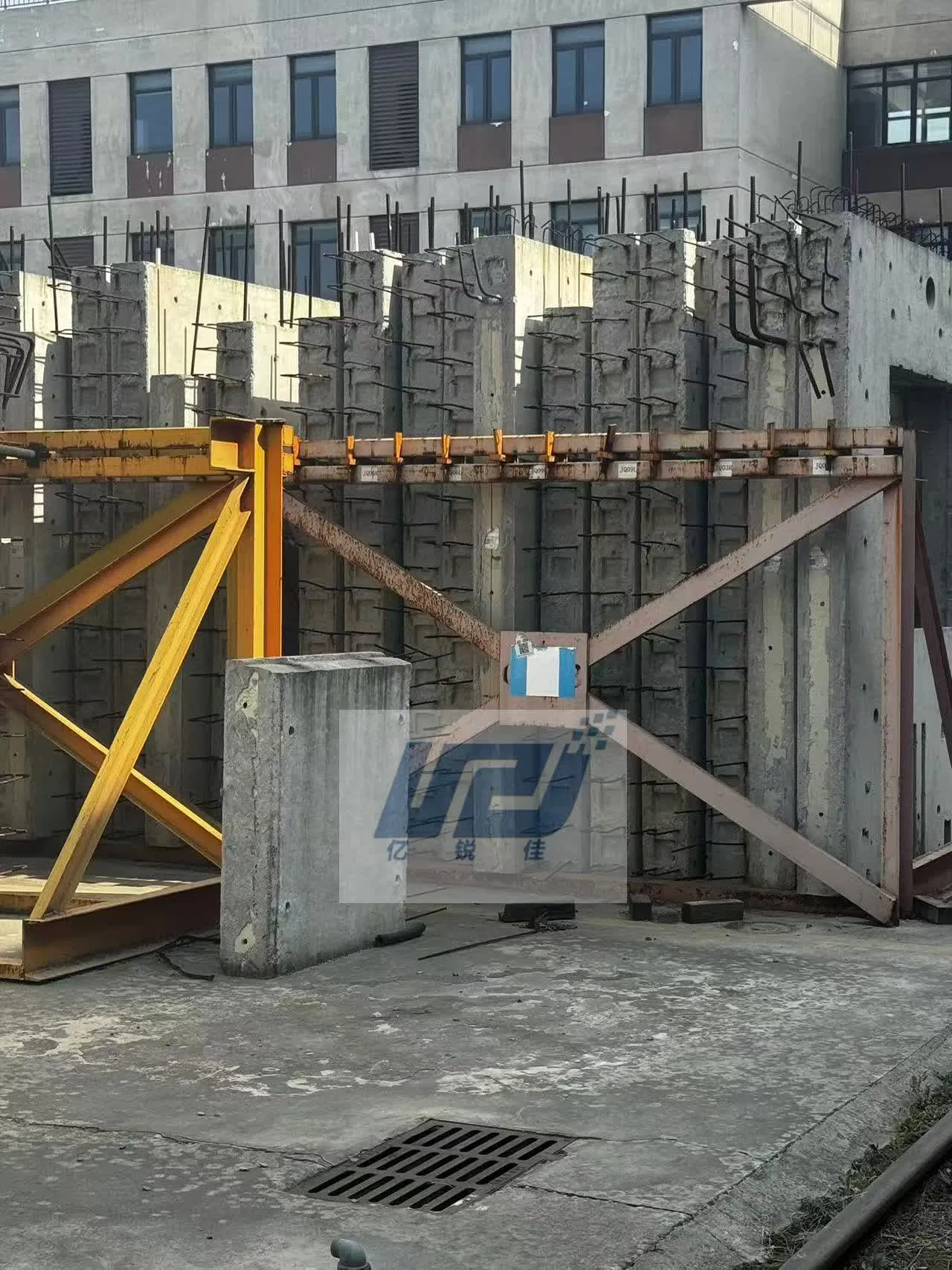 Safetyshield Fast Construction Concrete House Kit for Villas Prefabricated Container House