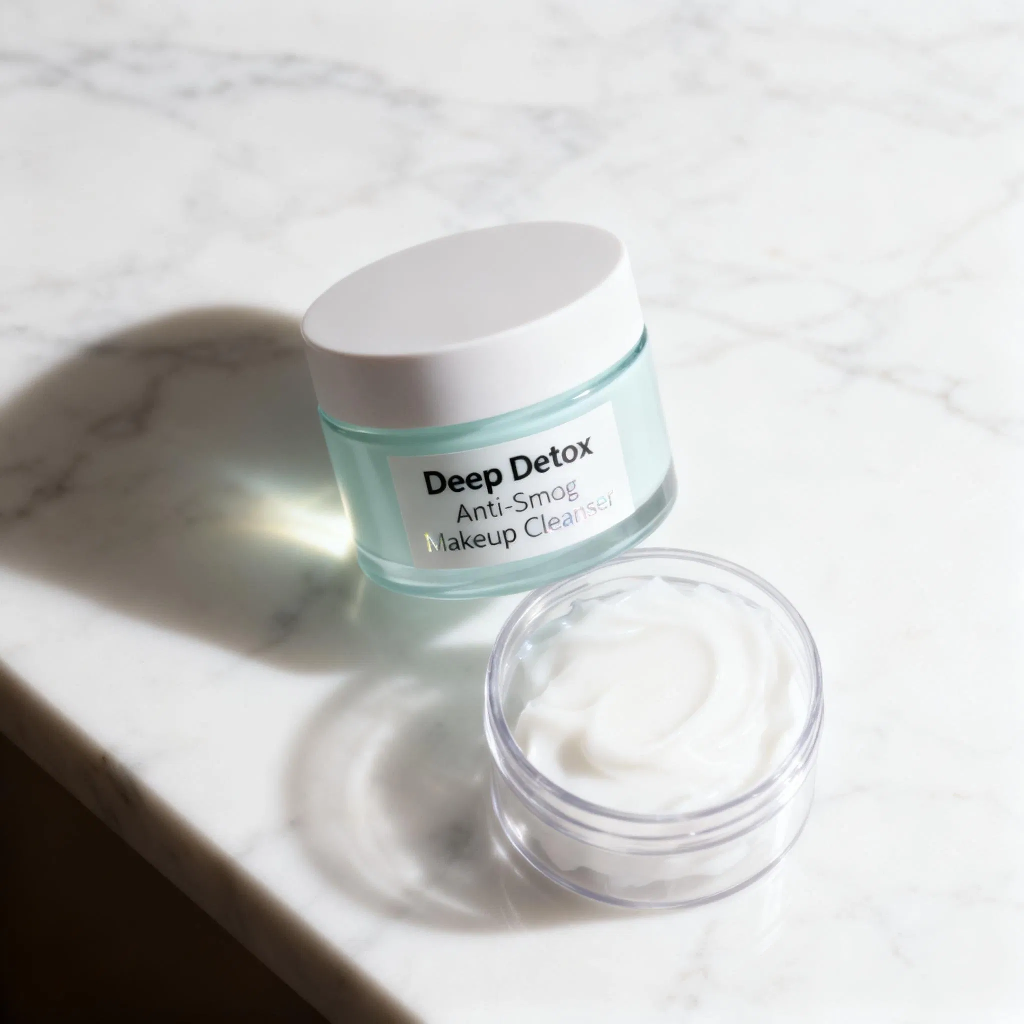 Instant Emulsifying and Pollution Removing Face Cleanser with Moringa Seed Oil and Bisabolol for Efficient Makeup Breakdown