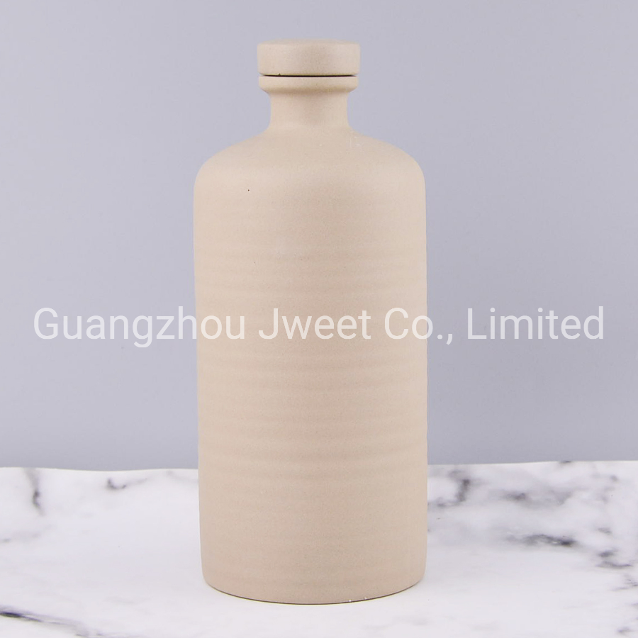 Custom 500ml Hand Painted Olive Oil Bottle Ceramic Liquor Bottle