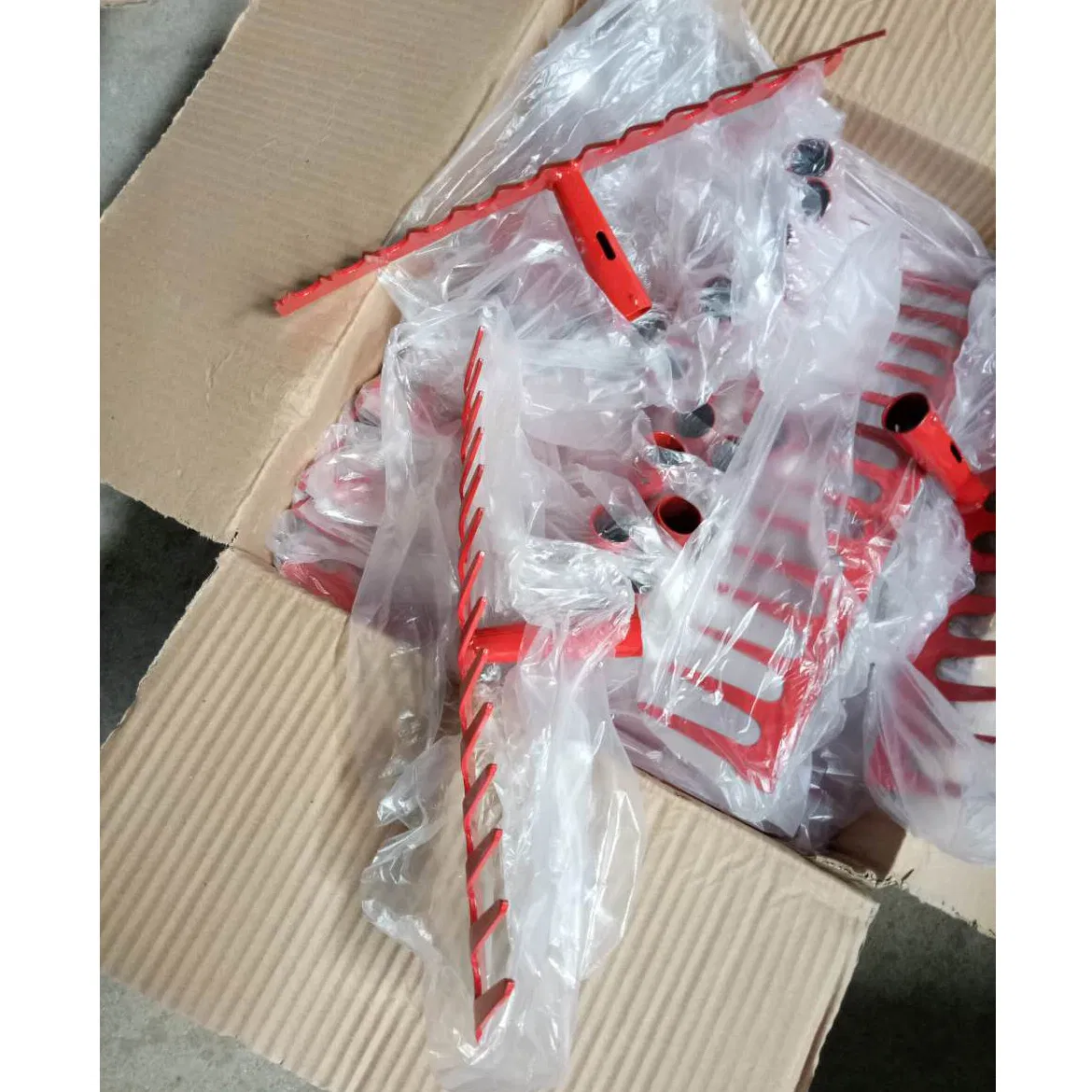 12 Teeth Green Painting Steel Rake