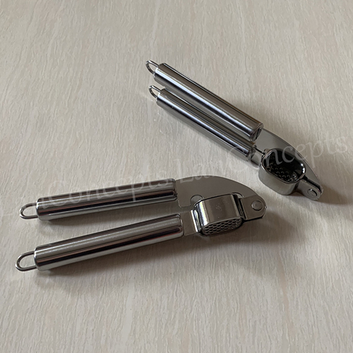Manual Stainless Steel Garlic Presser Kitchen Tool Manufacturer