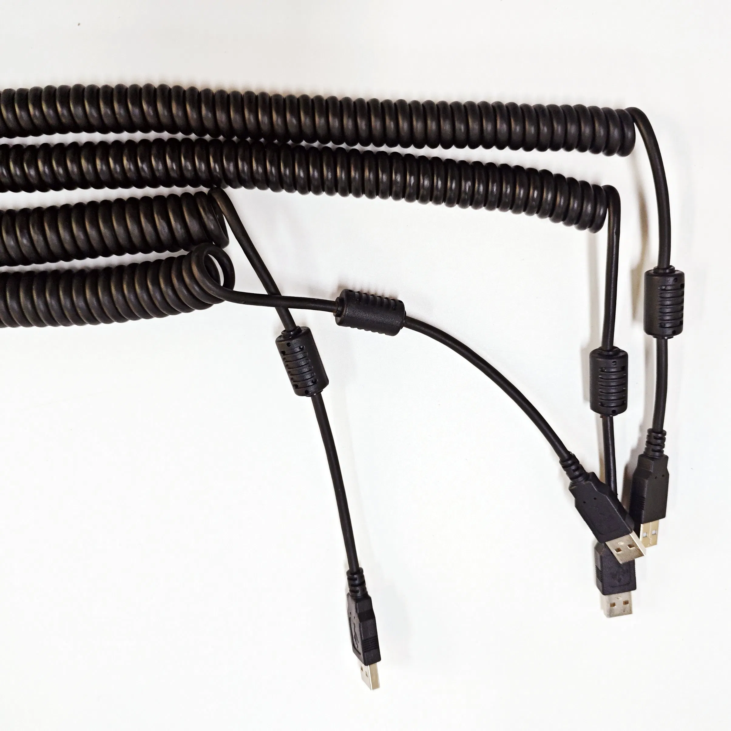 Спиральный USB-кабель для автомобиля