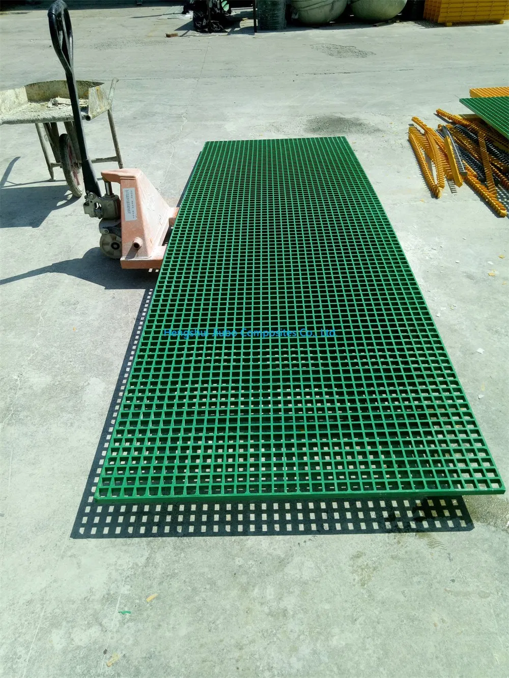 Durable FRP Fiberglass Grating for Industrial Flooring Solutions