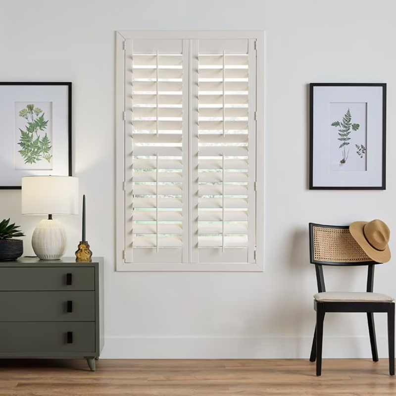 Custom Modern Wooden and PVC Plantation Shutter Windows for Stylish Interiors