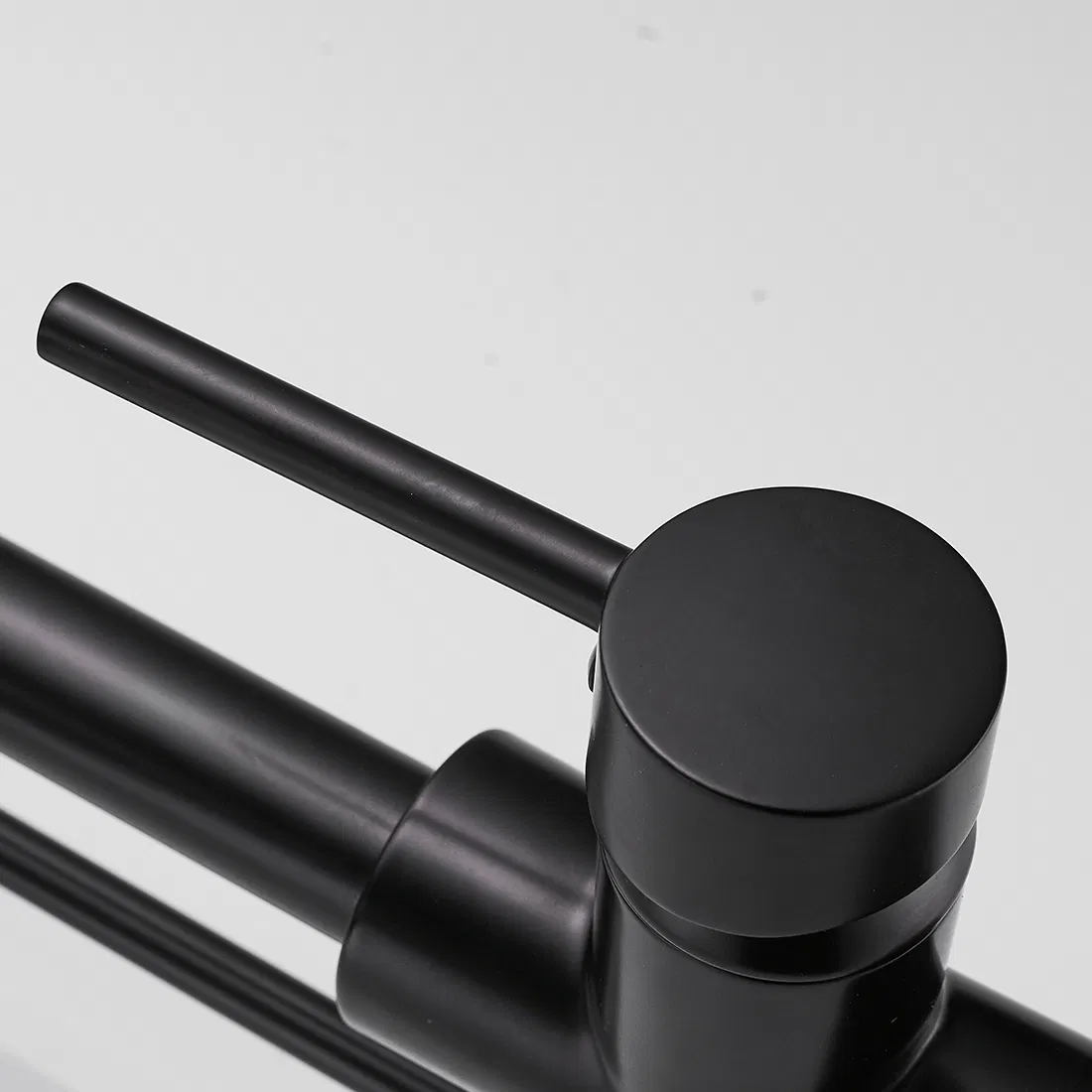 Kitchen Drinking Taps Sink Mixer Swivel Spout with 2 Handles