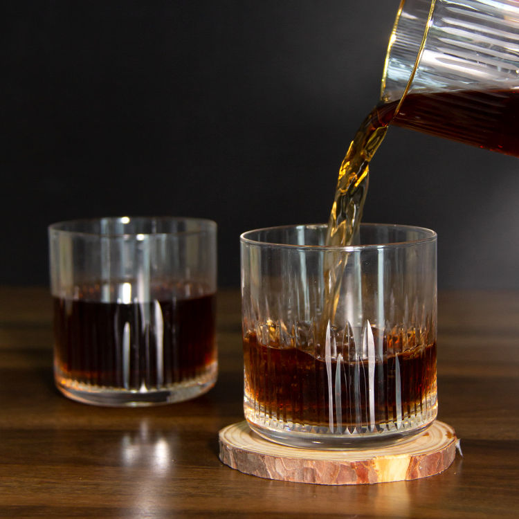 Luxurious Old Fashioned Crystal Whisky Glasses for Enthusiasts