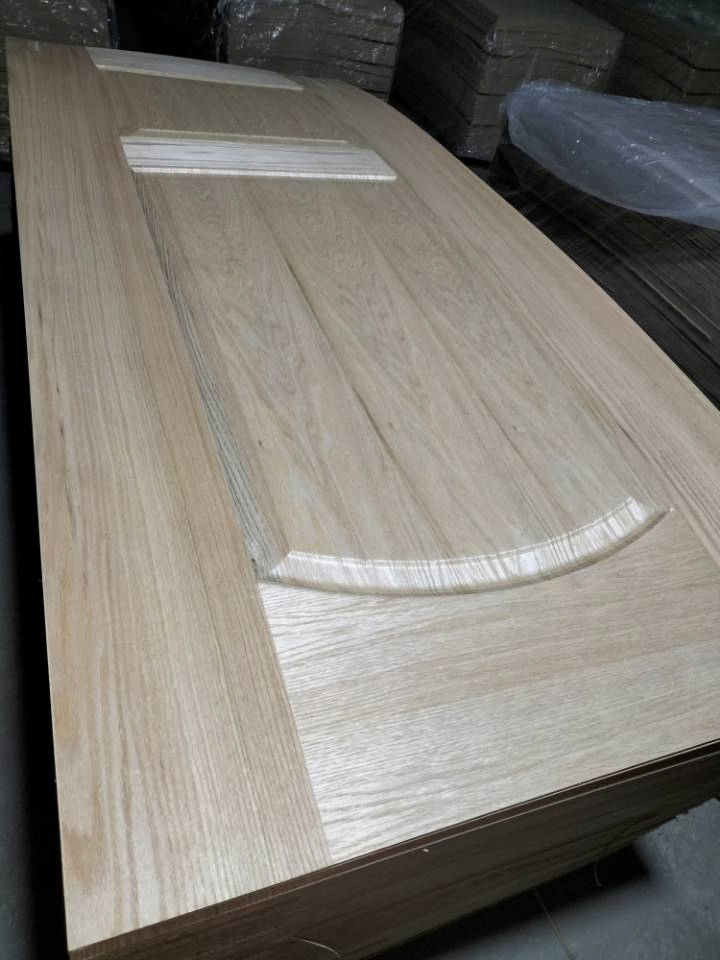 Molded Door Skin MDF/HDF, Natural Wood Veneered Molded Door Skin / Plywood Door Skin