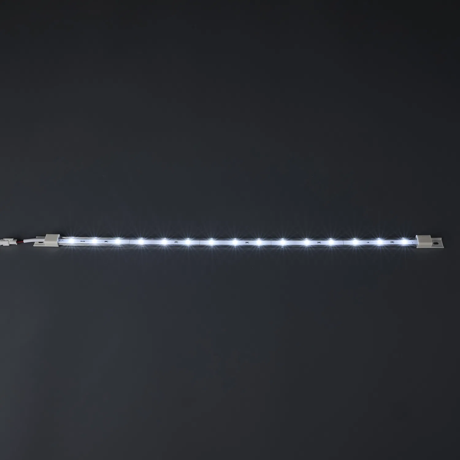 Innovative LED Linear Light/LED-Light/Luz LED/Tube-Light for Energy Saving Lamp