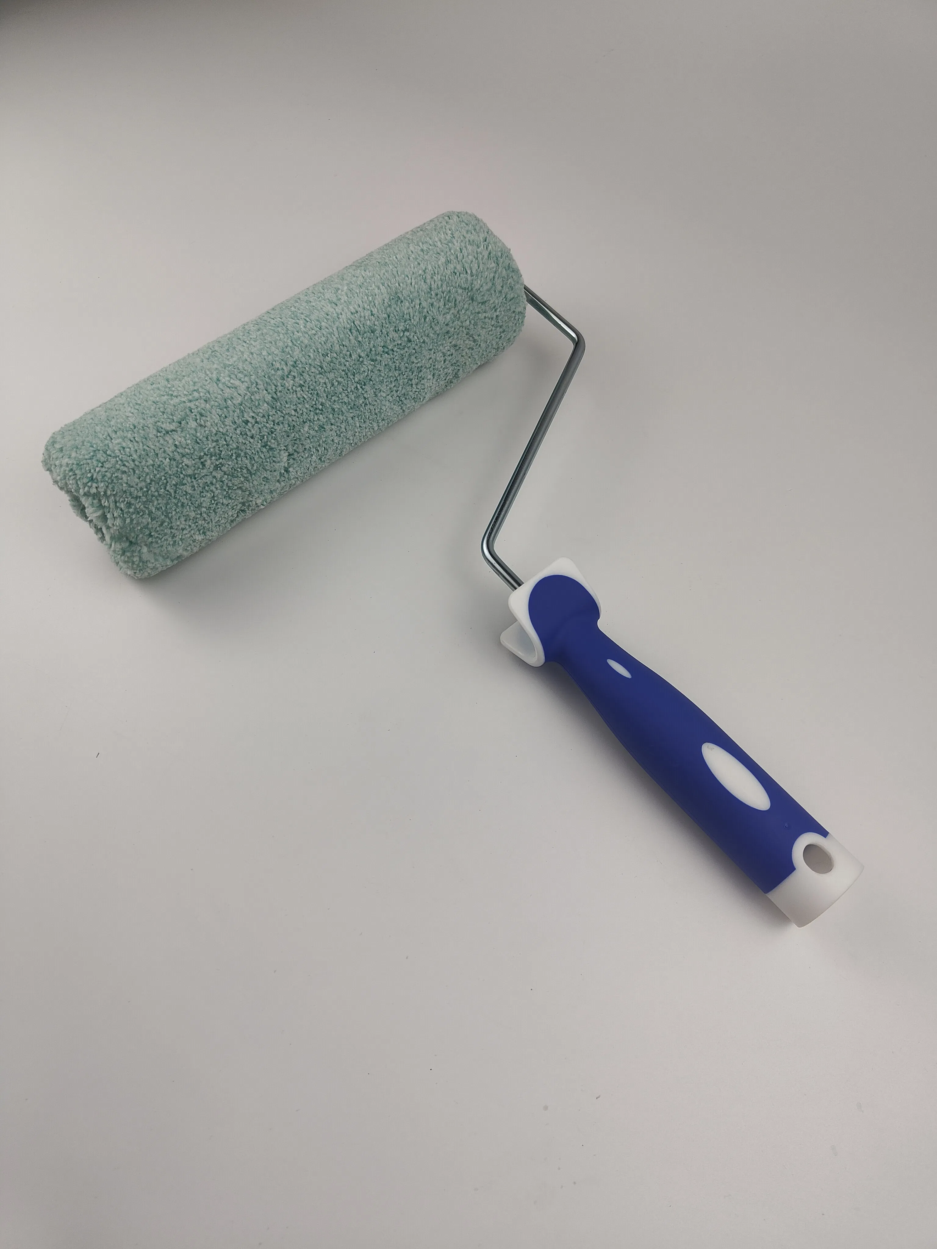Light Blue Plastic Handle DIY Paint Roller Brush for Home Coatings