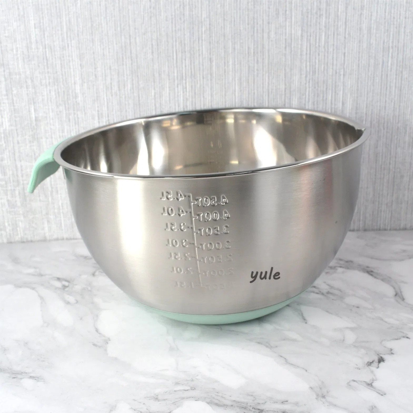 USA Colorful China Factory Supplier Mixing Bowl with Silicone Bottom Stainless Steel Bowl with Spouter Salad Bowl