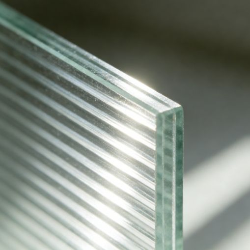 Weather-Resistant and Anti-Yellowing Fluted Glass for Outdoor Sunroom Partitions