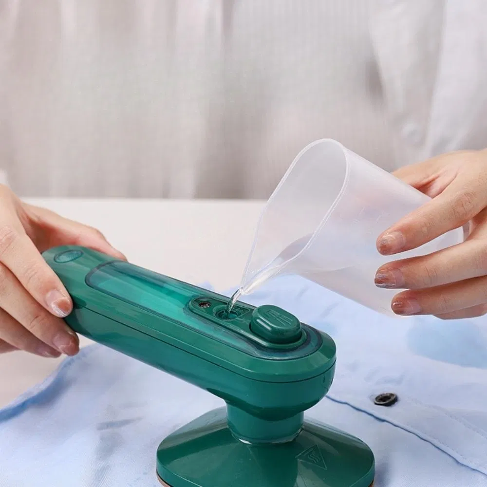 Durable Soleplate Steam Iron Portable Ironing Garment Steamer Home Garment Steamer