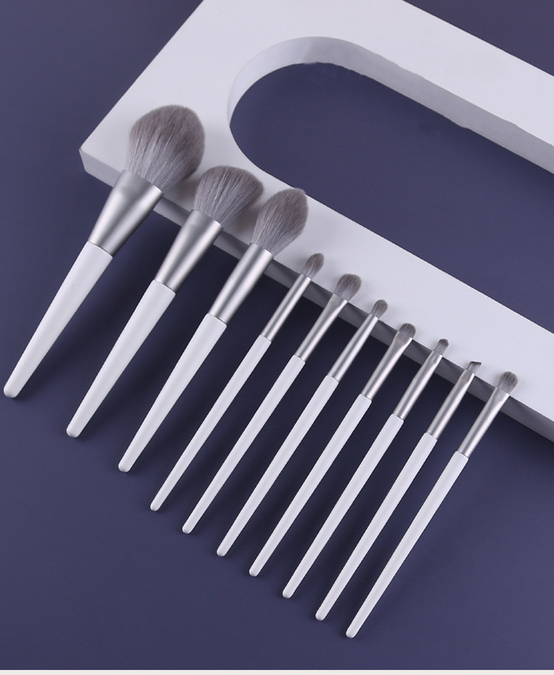 Factory Wholesales 8PCS Personalized Wood Handle Makeup Brush Set