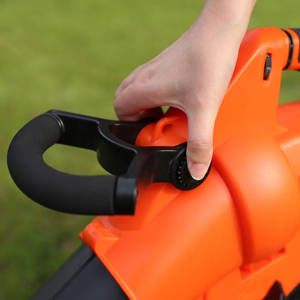 Heavy-Duty 3000W Blower/Vacuum with 45L Bag and Rake