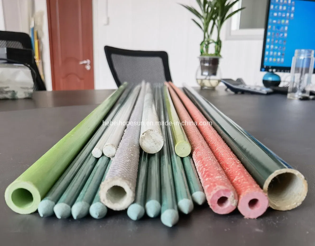 Colourful High Strength Glass Fiber Handle, FRP Spade Handle