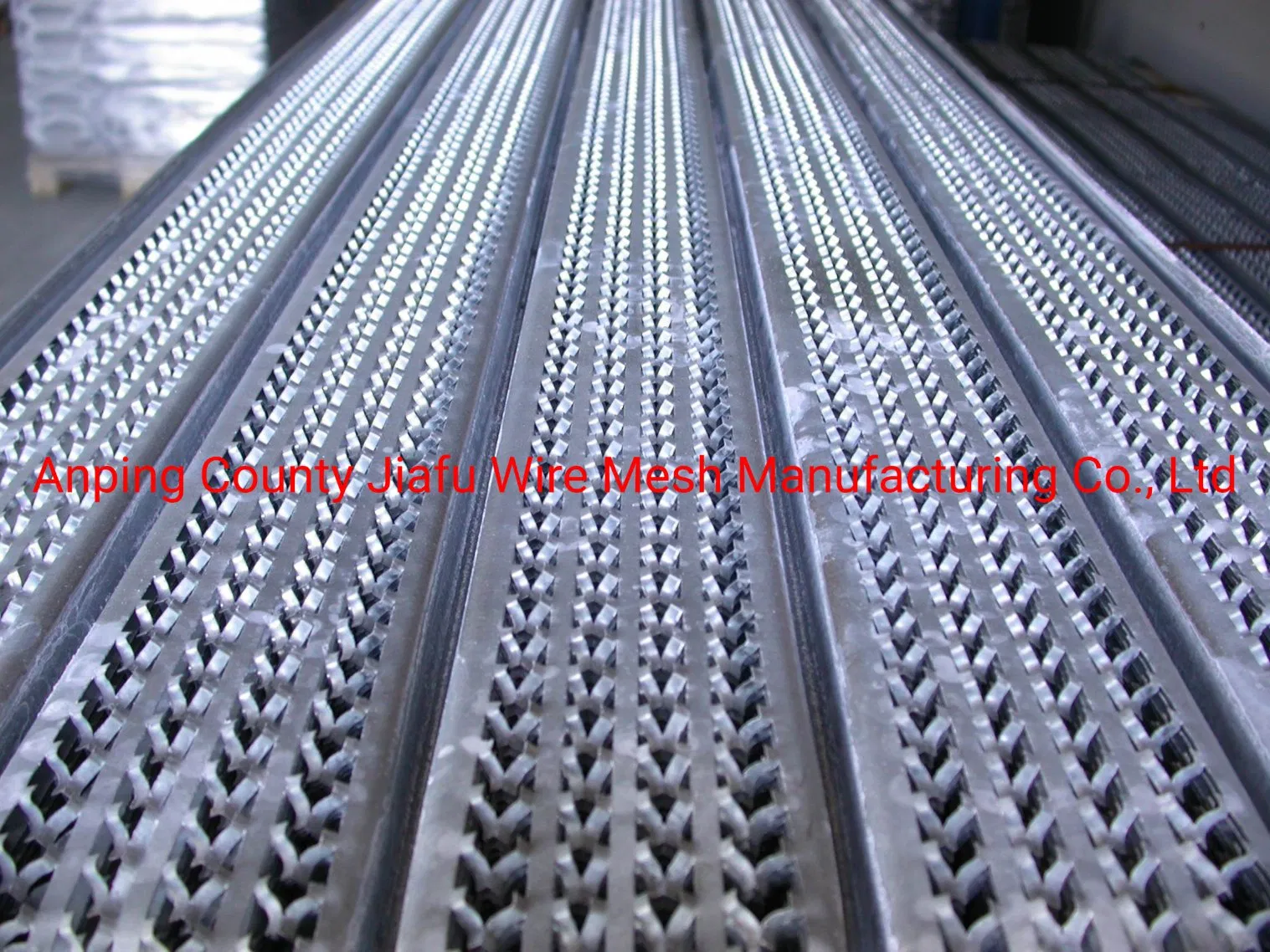 Galvanized and Stainless Steel 450mm Width Masonry Materials High Ribbed Formwork Mesh