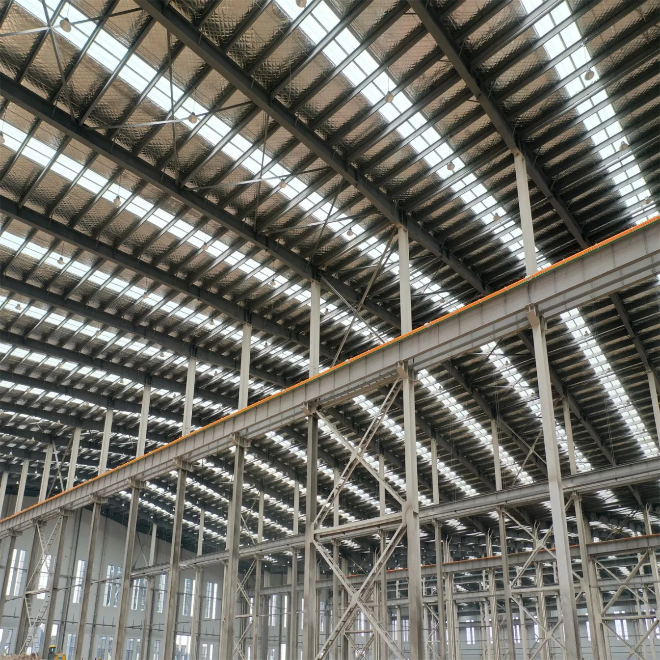Steel Structure Building Construction Prefabricated Warehouse/Industrial Fabricated Workshop/Prefab Office/Farm Metal Shed for Storage