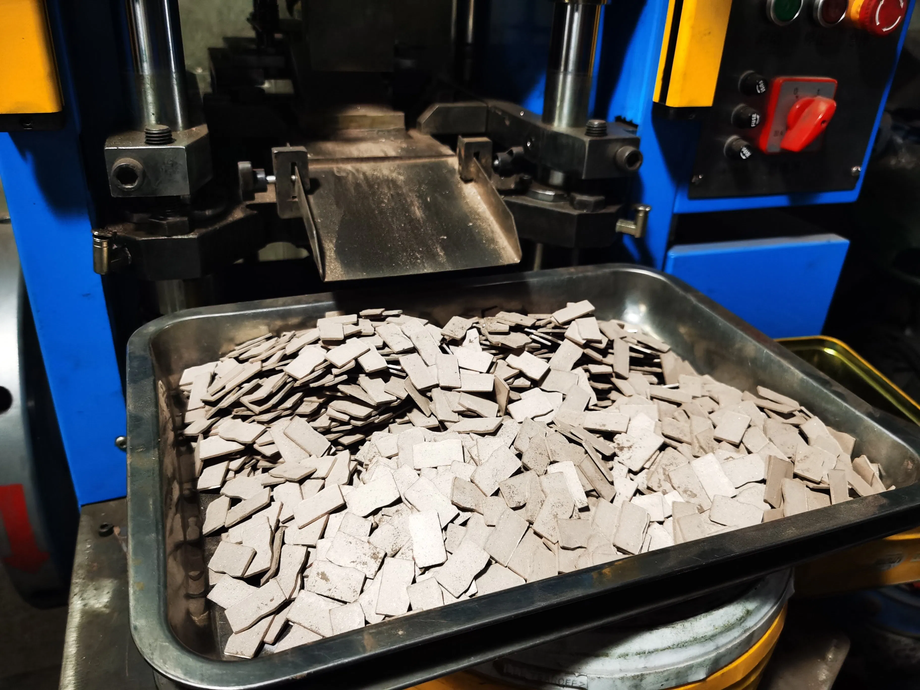 Алмазные сегменты для камнерезных машин BCMC