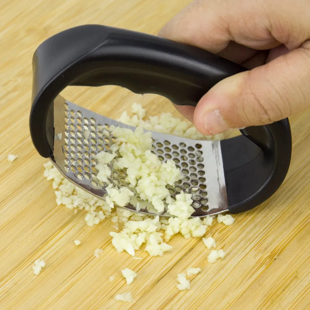 Тёрка для чеснока и овощей с силиконовой трубкой