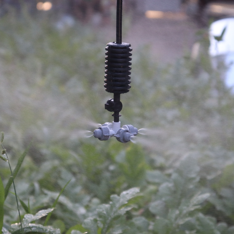 4-Ways Fogger Misting Nozzles 4 Outlets Mist Nozzle Fogger for Greenhouse Mico Sprinkler Irrigation System