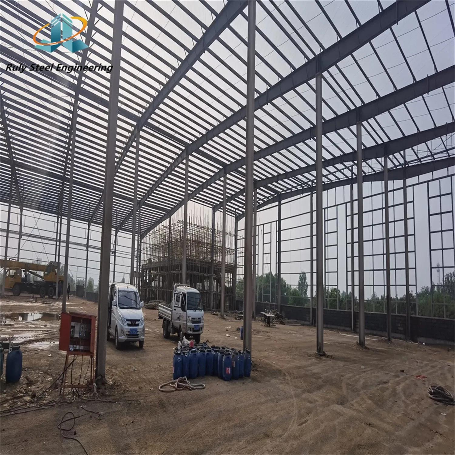 Quick Build Wind Resistance Prefabricated Steel Building Steel Structure Warehouse