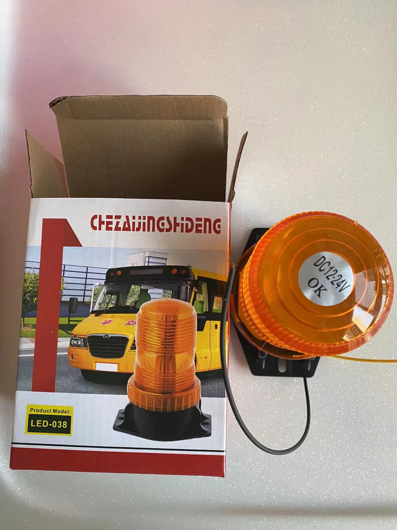 Водонепроницаемая светодиодная сигнальная лампа 12V/24V для грузовиков и спецтехники