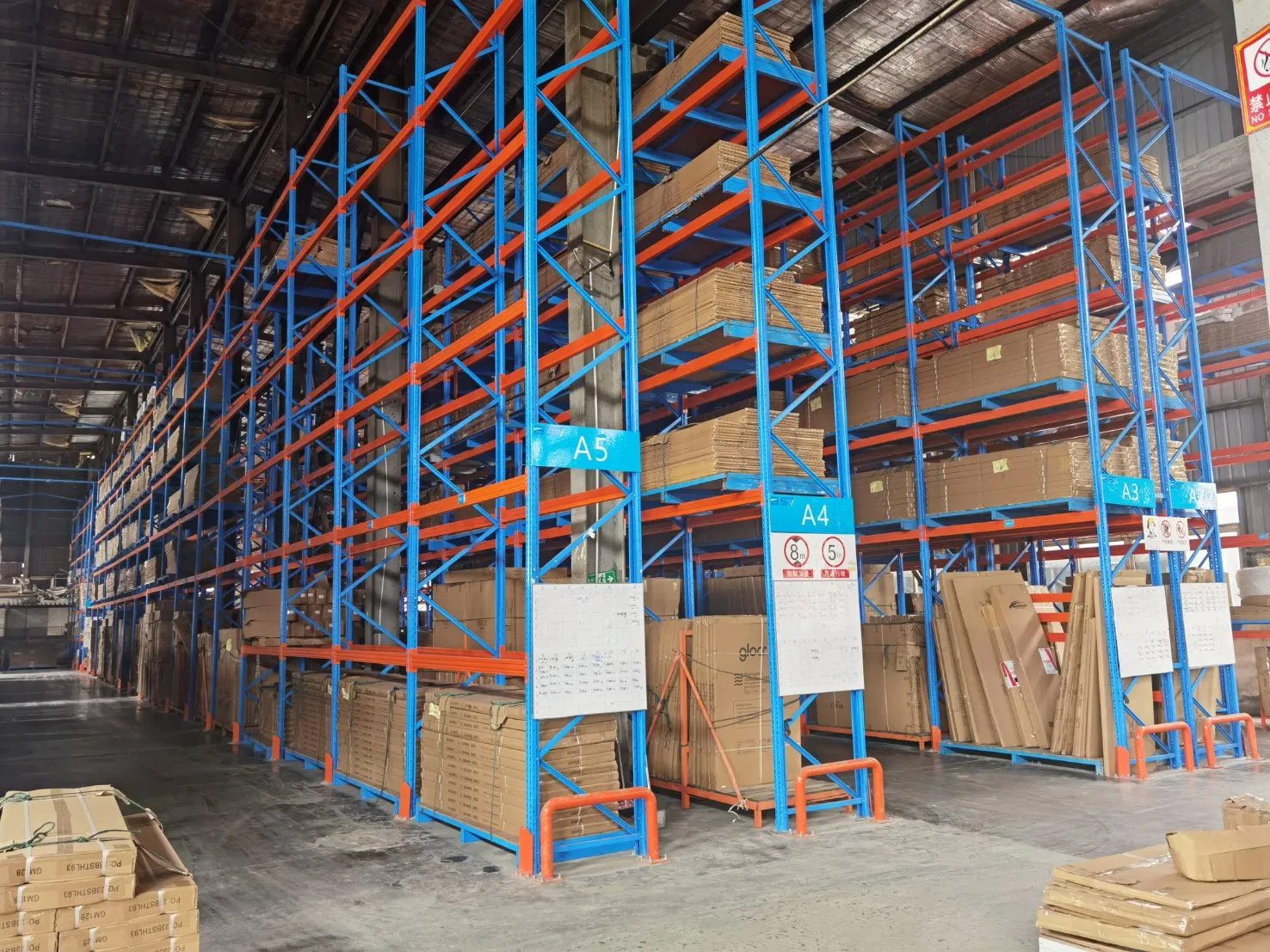 Luxurious Glass High Gloss White Rear Wall Sections Shower Cabin