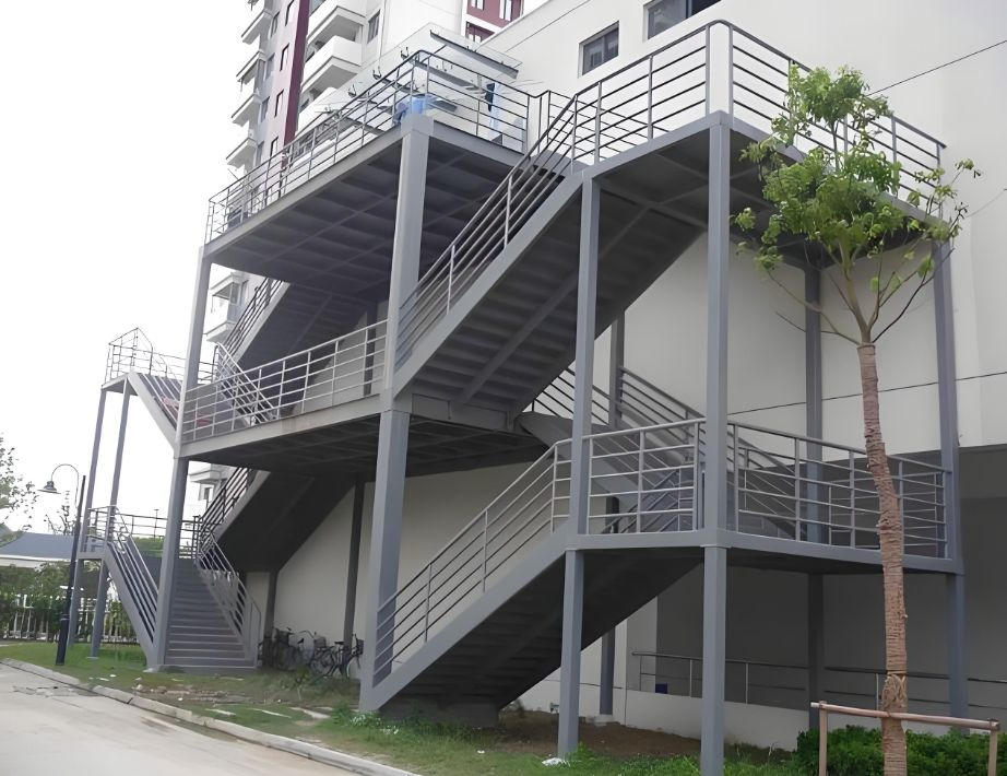 Three Story Steel Staircase and Ramps/Easy to Install/Good Quality Low Cost