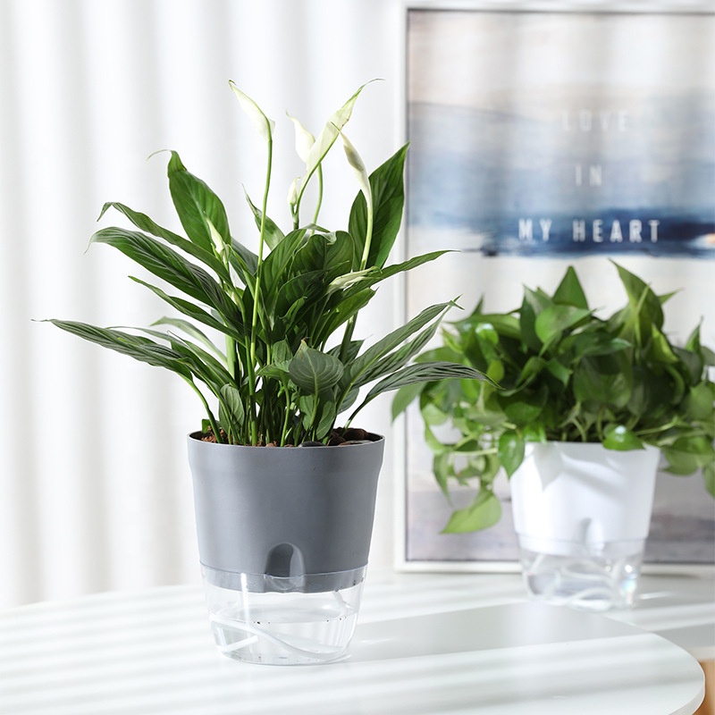 Горшки садовые пластиковые с автополивом