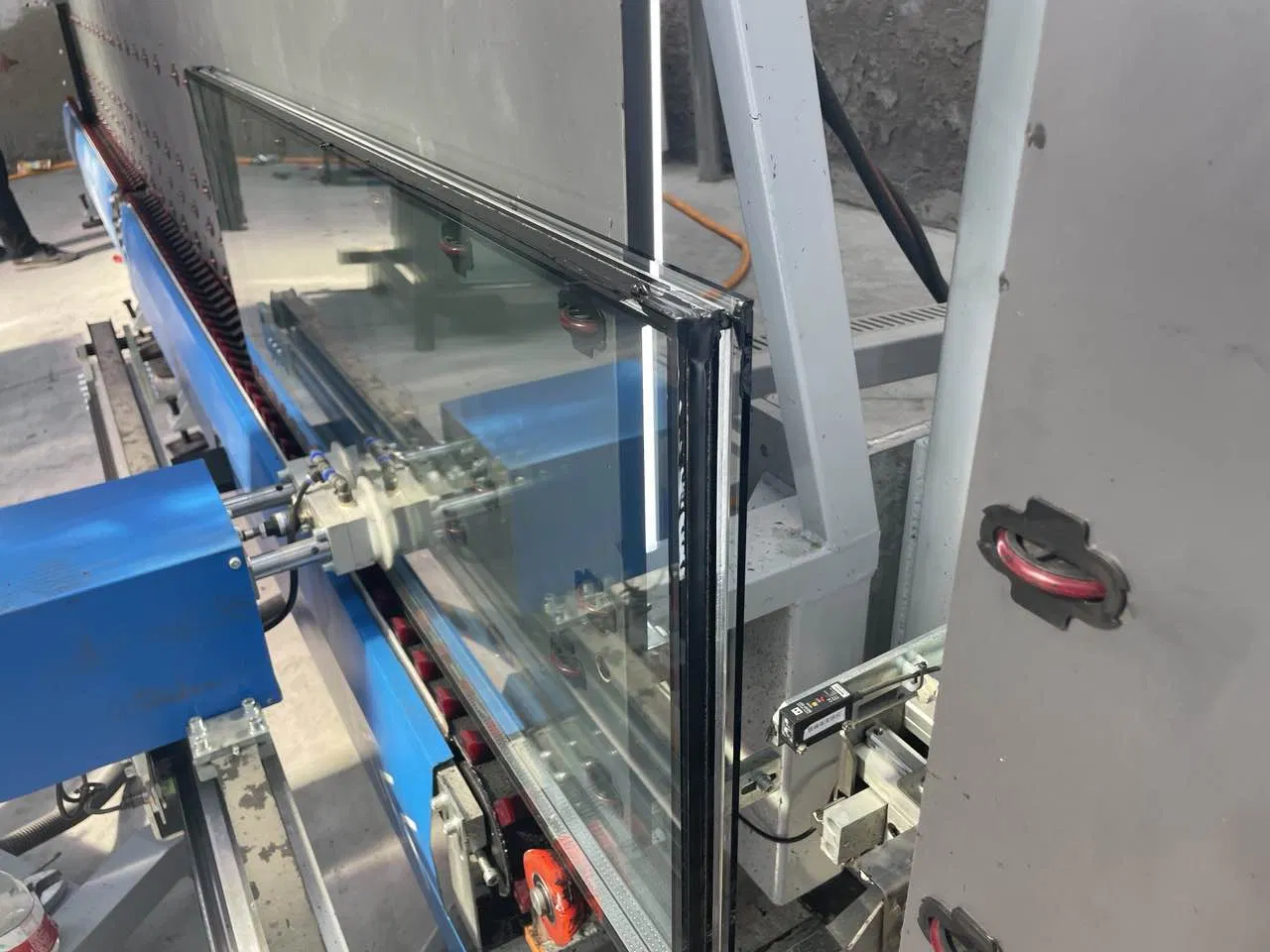 5mm+12A+5mm Low-E Reflective Tempered Energy Efficient Reasonable Price Toughened Insulated Glass