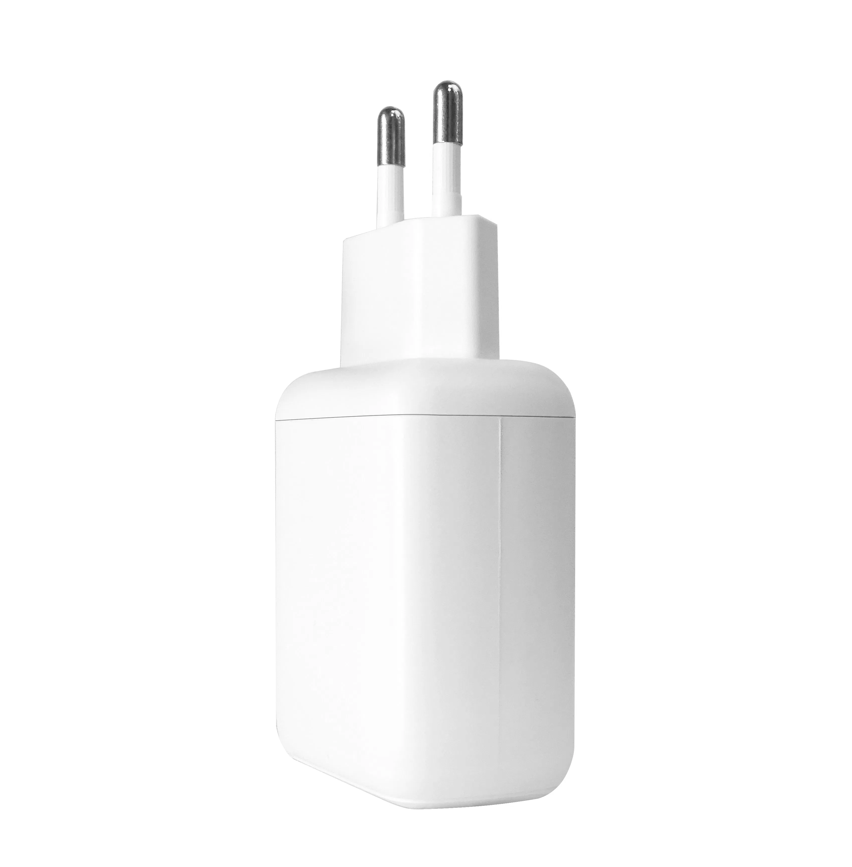 2024 Factory Wholesale Charger B-DC-32 Fashion Mobile Phone Accessories