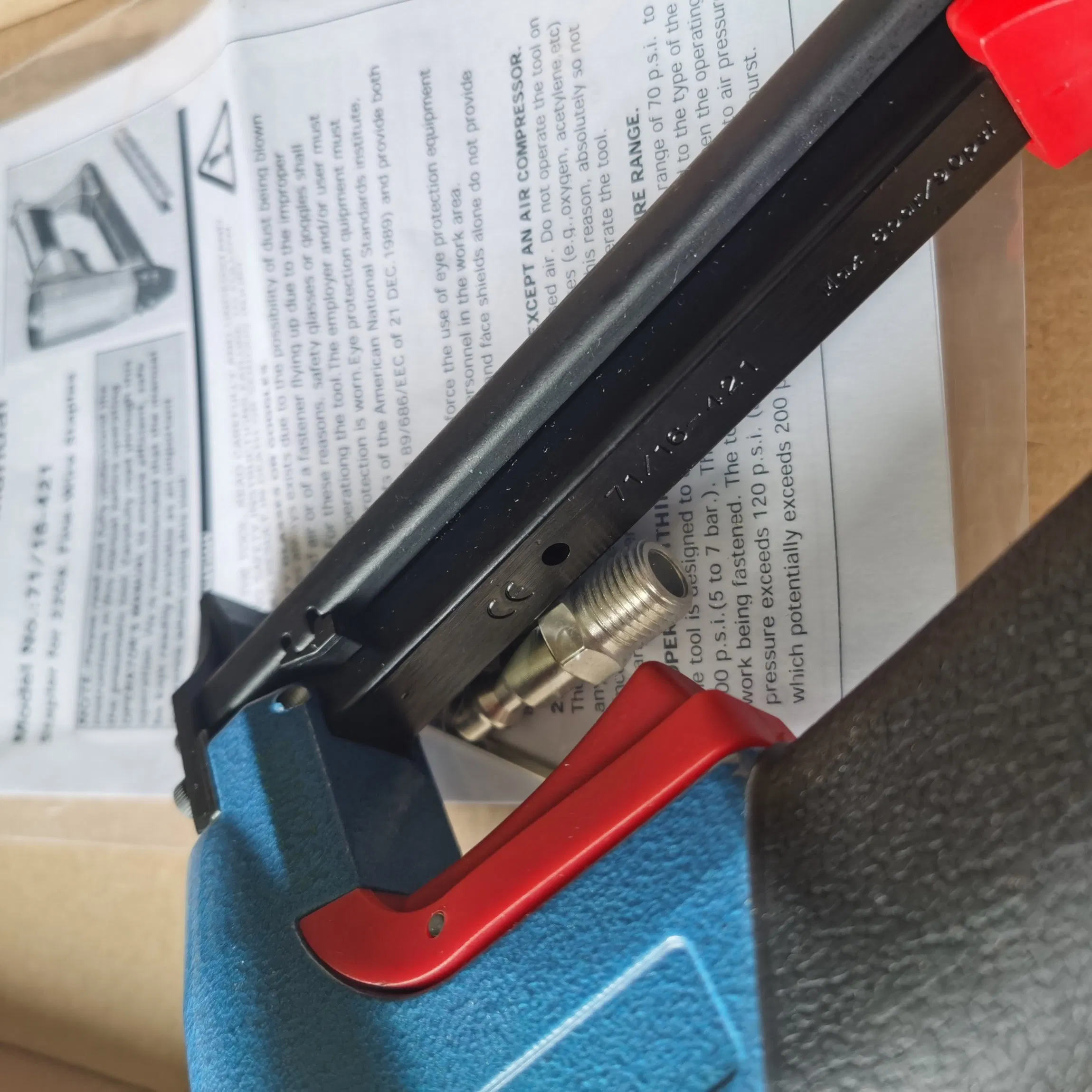 Пневматический степлер KYA 7116L для каркасов и паллет