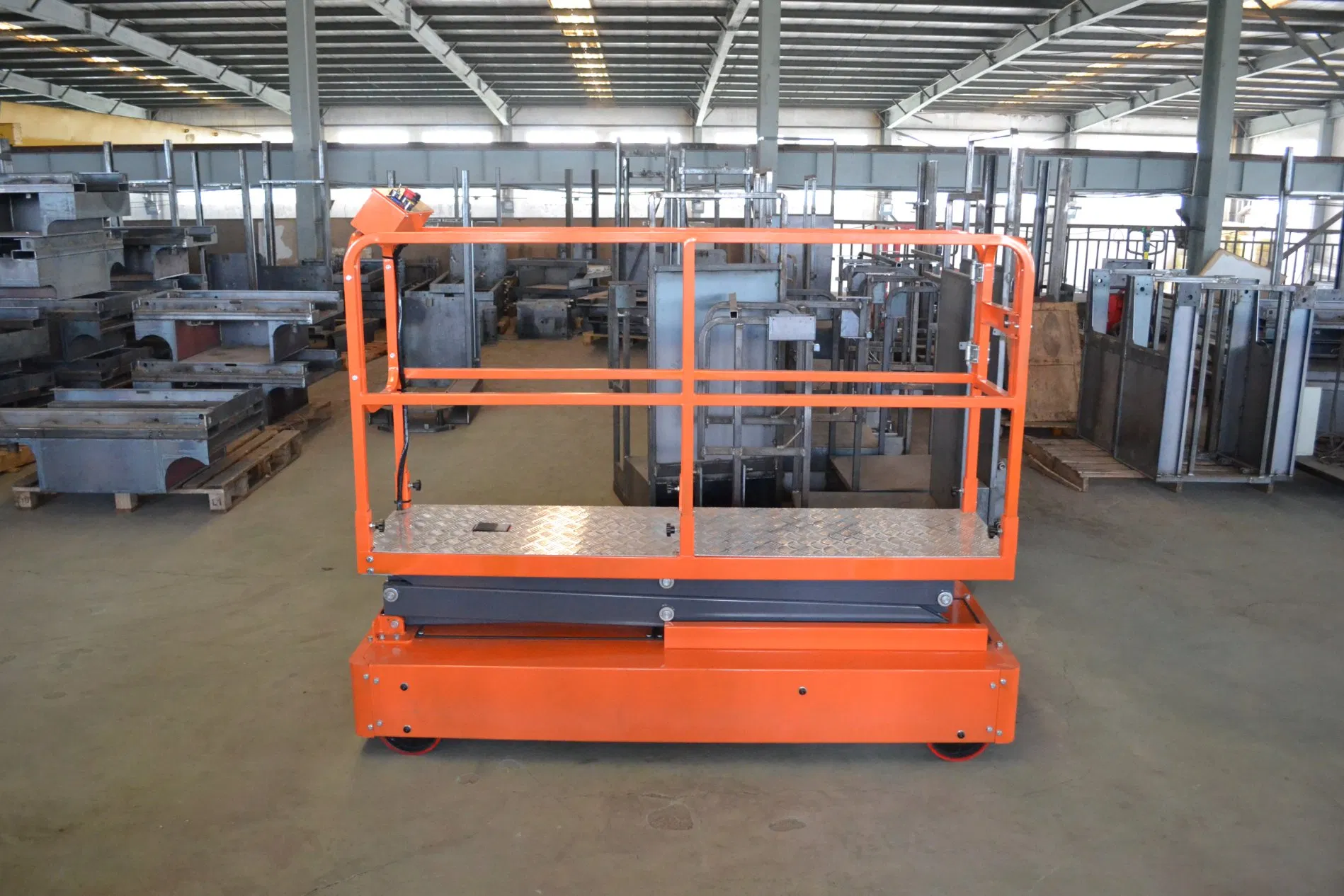 High Grade Elevated Work Platform Cherry Picker