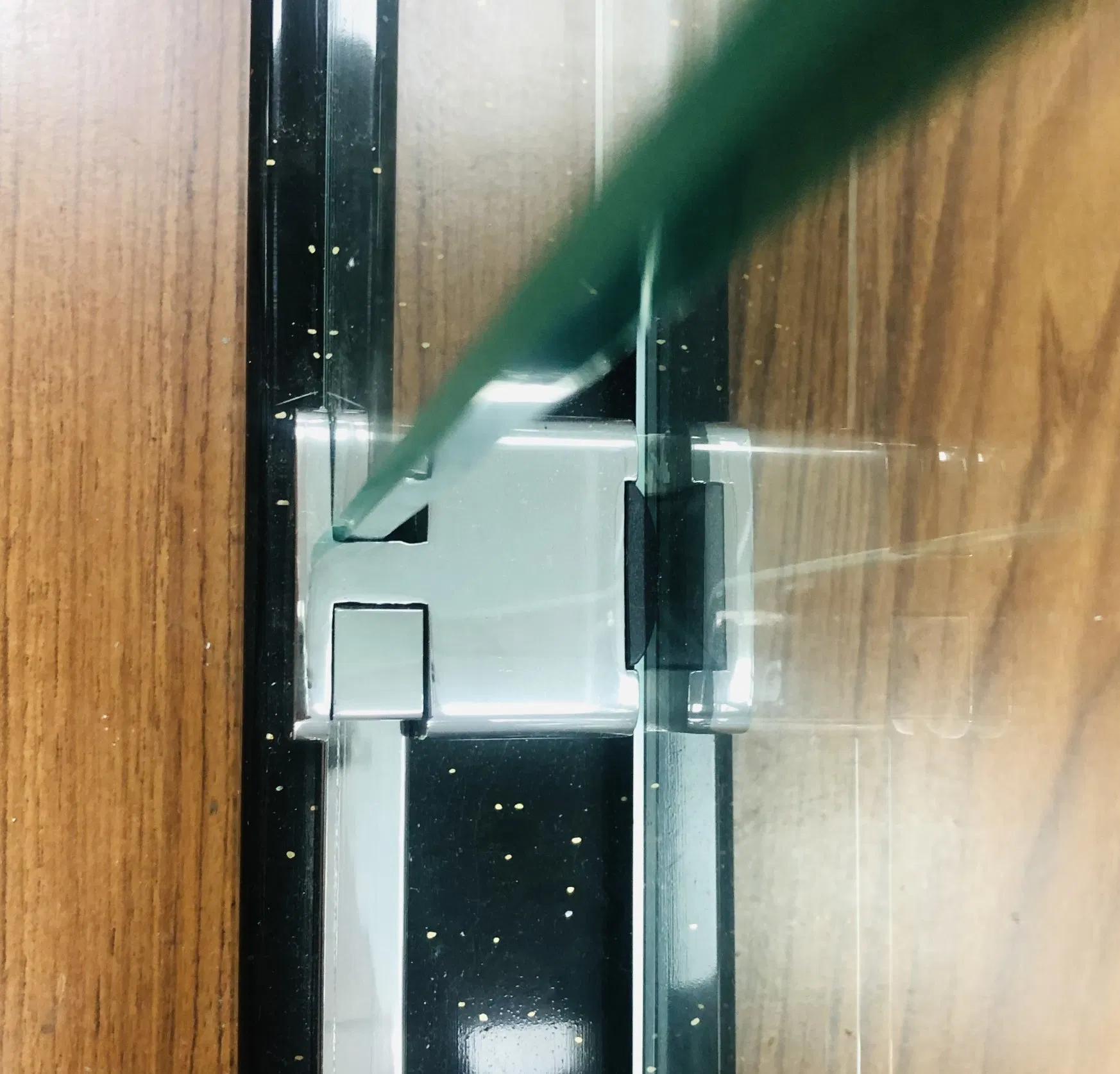 Bathroom Frameless Tempered Glass Sliding Shower Door