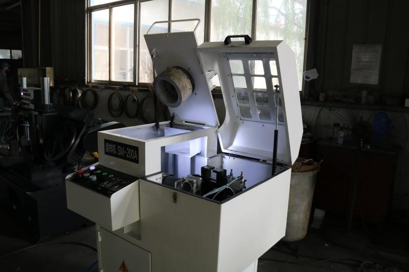 Автоматический спектральный шлифовальный станок GM-200