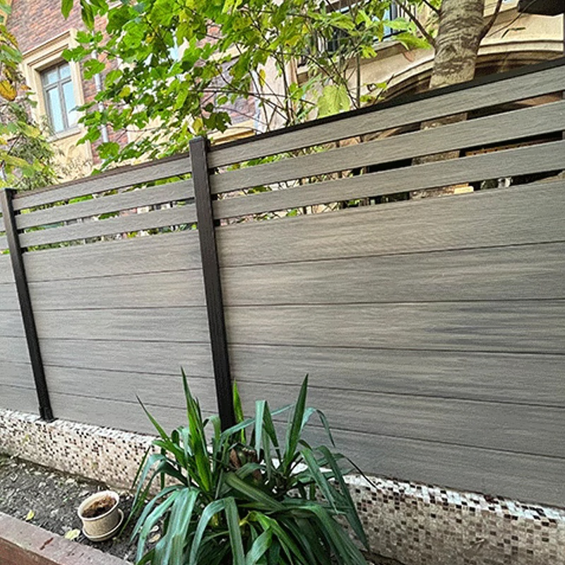 Easy to Install Privacy Aluminum Fence Horizontal House Garden Fencing Metal Slat WPC Panel Fence